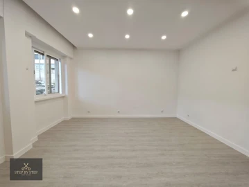 Apartamento T2 para Venda em Águas Livres