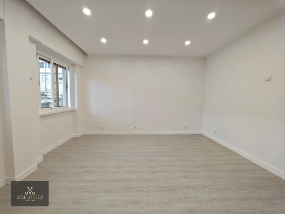 Apartamento T2 para Venda em Águas Livres Foto 12