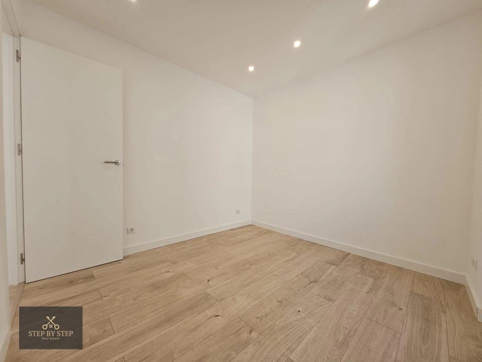 Apartamento T2 para Venda em Falagueira-Venda Nova Foto 12