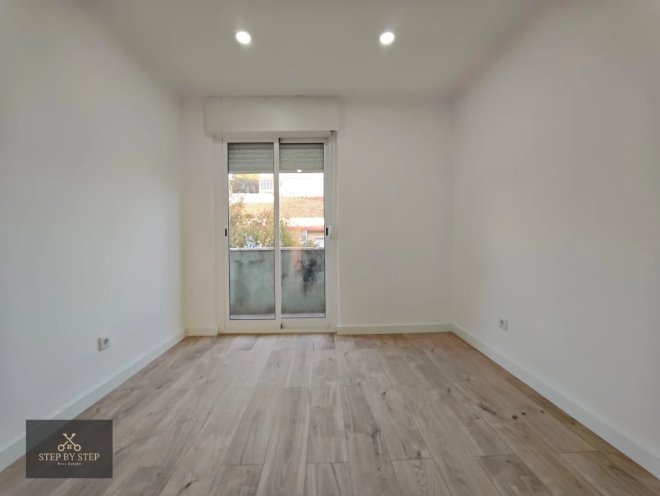 Apartamento T2 para Venda em Falagueira-Venda Nova Foto 14