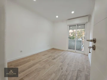 Apartamento T2 para Venda em Falagueira-Venda Nova