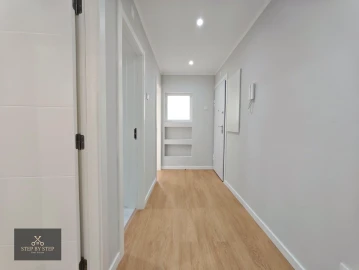 Apartamento T2 para Venda em Falagueira-Venda Nova