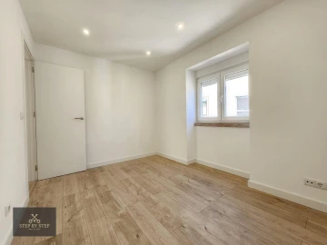 Apartamento T2 para Venda em Falagueira-Venda Nova