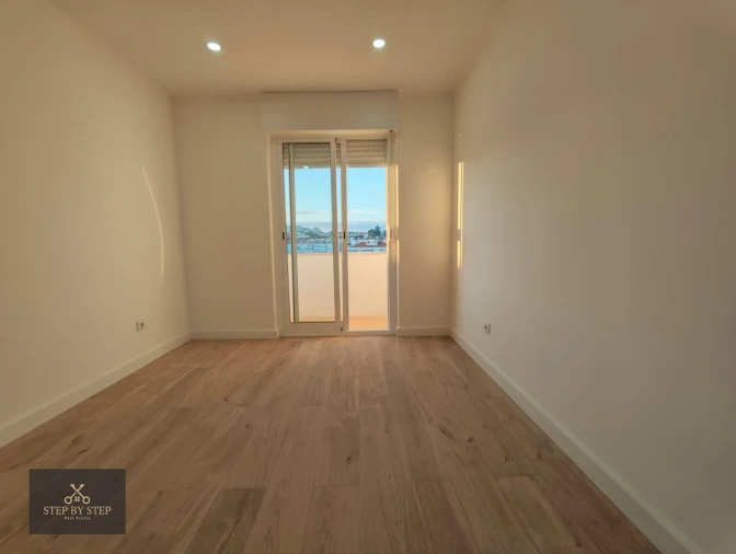 Apartamento T2 para Venda em Falagueira-Venda Nova Foto 11