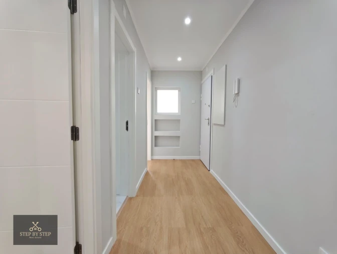 Apartamento T2 para Venda em Falagueira-Venda Nova Foto 25