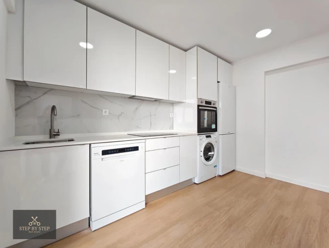 Apartamento T2 para Venda em Falagueira-Venda Nova Foto 6
