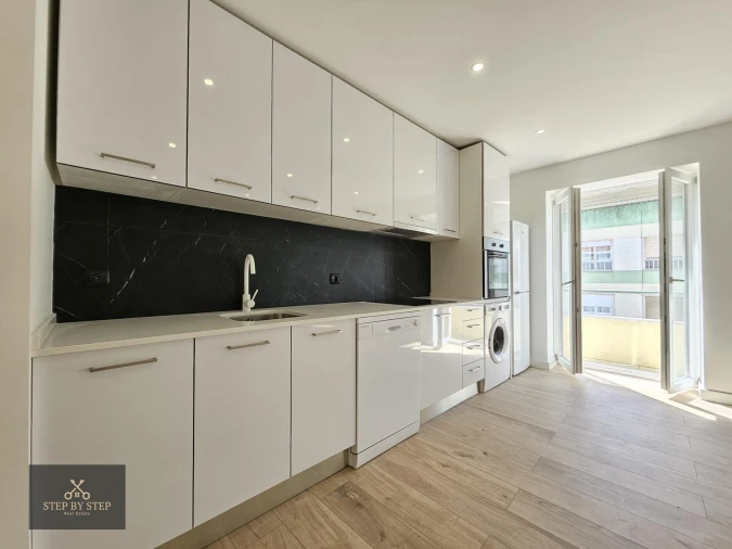 Apartamento T2 para Venda em Falagueira-Venda Nova Foto 9