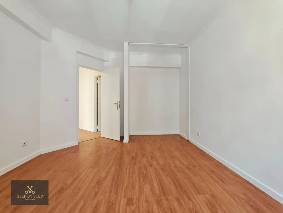 Apartamento T3 para Venda em Algueirão-Mem Martins Foto 11