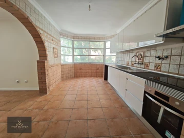 Apartamento T3 para Venda em Algueirão-Mem Martins