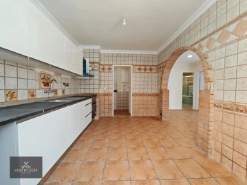 Apartamento T3 para Venda em Algueirão-Mem Martins