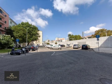 Apartamento T4 para Venda em Areeiro