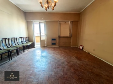 Apartamento T4 para Venda em Areeiro