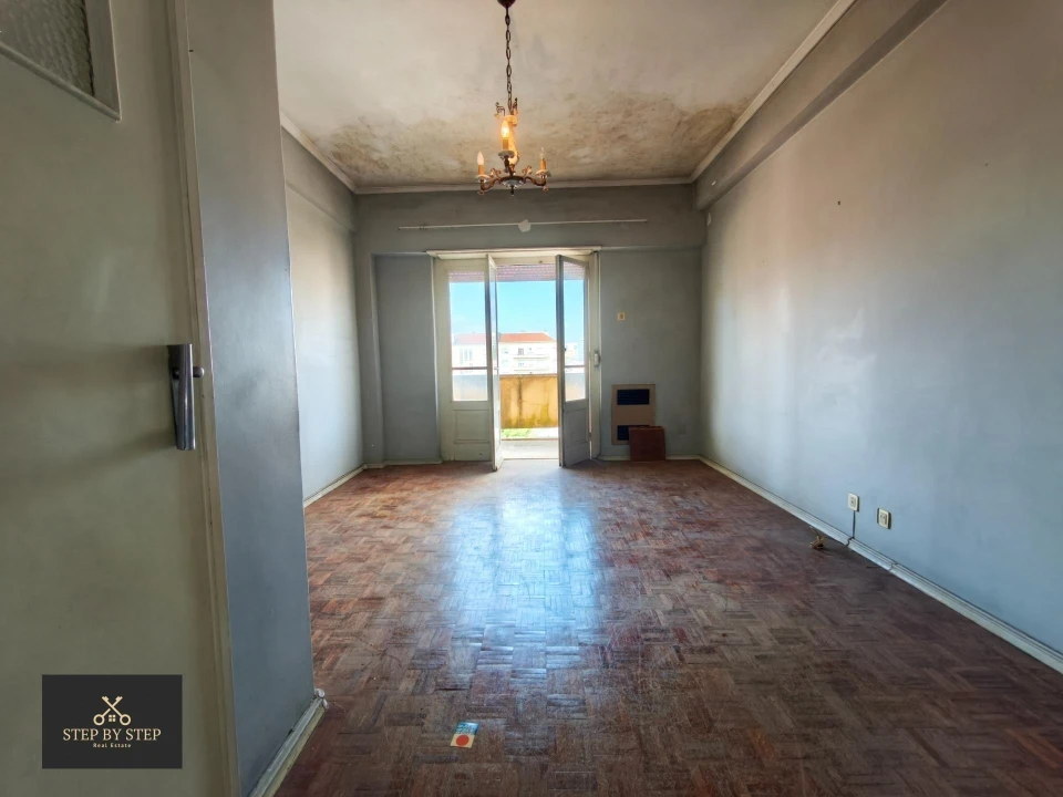 Apartamento T4 para Venda em Areeiro Foto 17