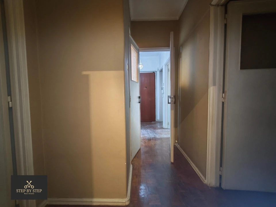 Apartamento T4 para Venda em Areeiro Foto 26