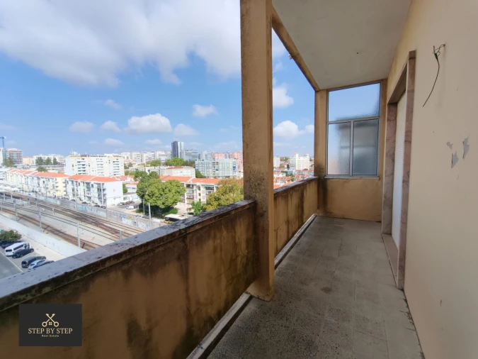 Apartamento T4 para Venda em Areeiro Foto 19