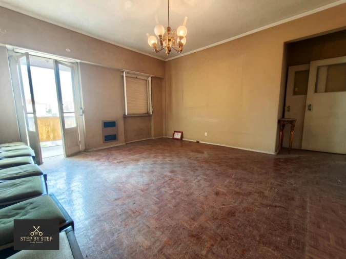 Apartamento T4 para Venda em Areeiro Foto 5