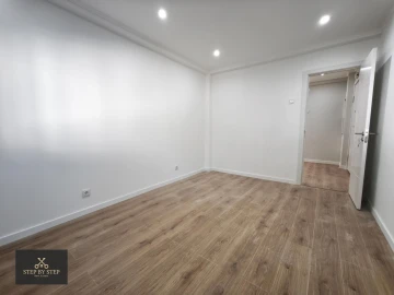 Apartamento T3 para Venda em Venteira
