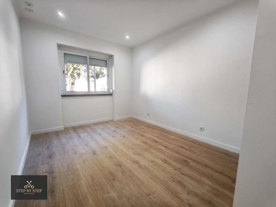 Apartamento T3 para Venda em Venteira Foto 15