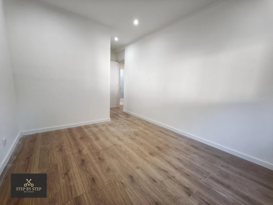 Apartamento T3 para Venda em Venteira Foto 17