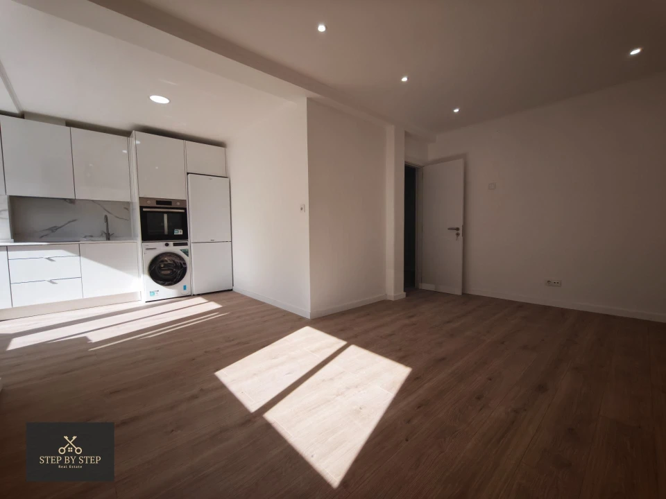 Apartamento T3 para Venda em Venteira Foto 2