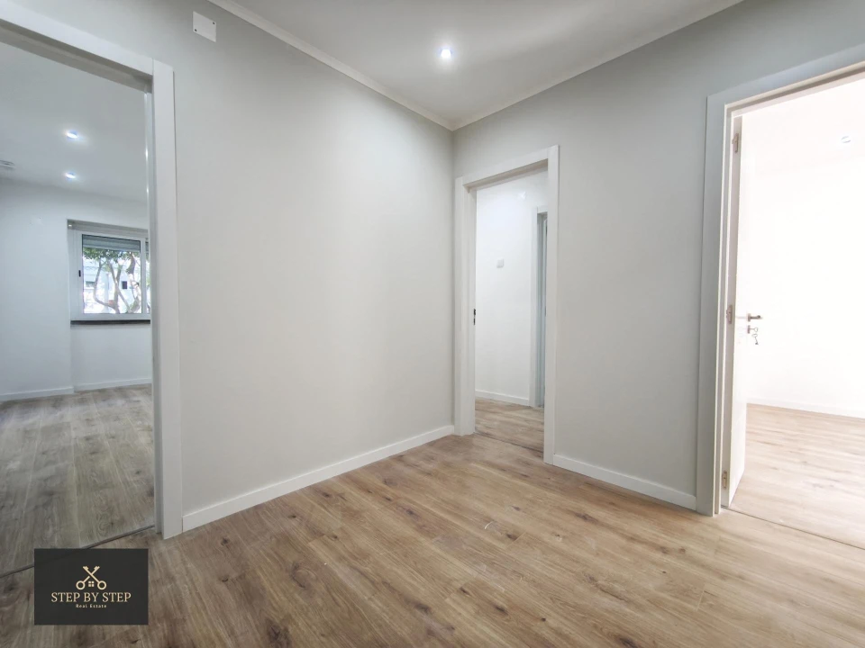 Apartamento T3 para Venda em Venteira Foto 25
