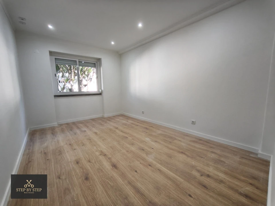 Apartamento T3 para Venda em Venteira Foto 31