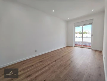 Apartamento T3 para Venda em Venteira