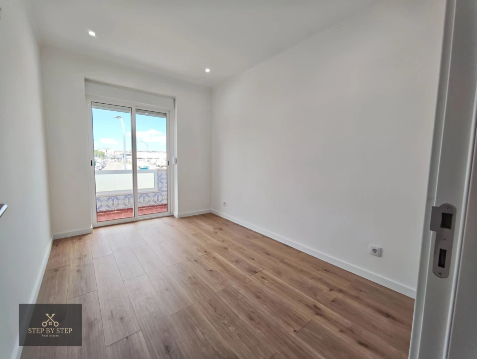 Apartamento T3 para Venda em Venteira Foto 13