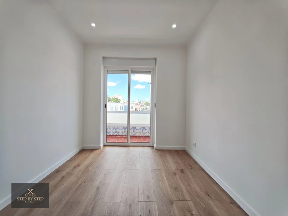 Apartamento T3 para Venda em Venteira Foto 14