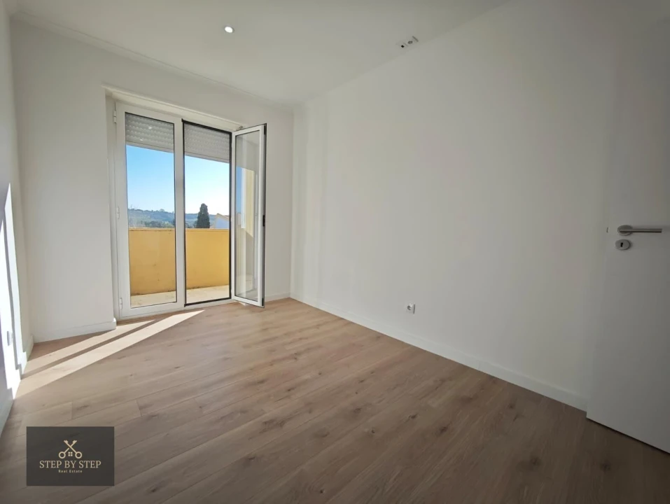 Apartamento T3 para Venda em Venteira Foto 2