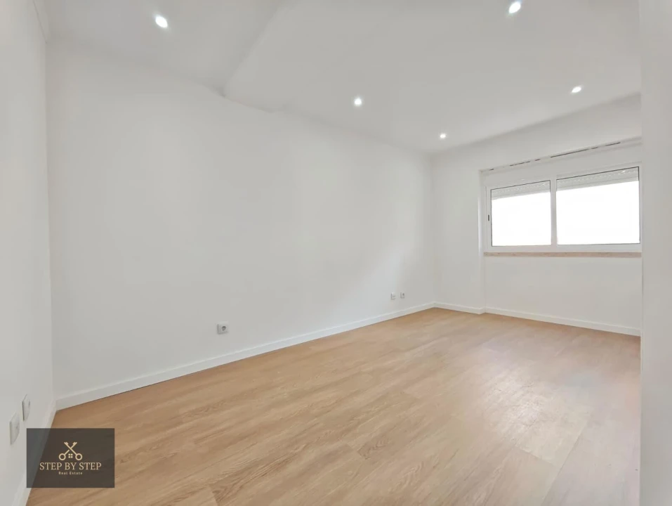 Apartamento T3 para Venda em Venteira Foto 26