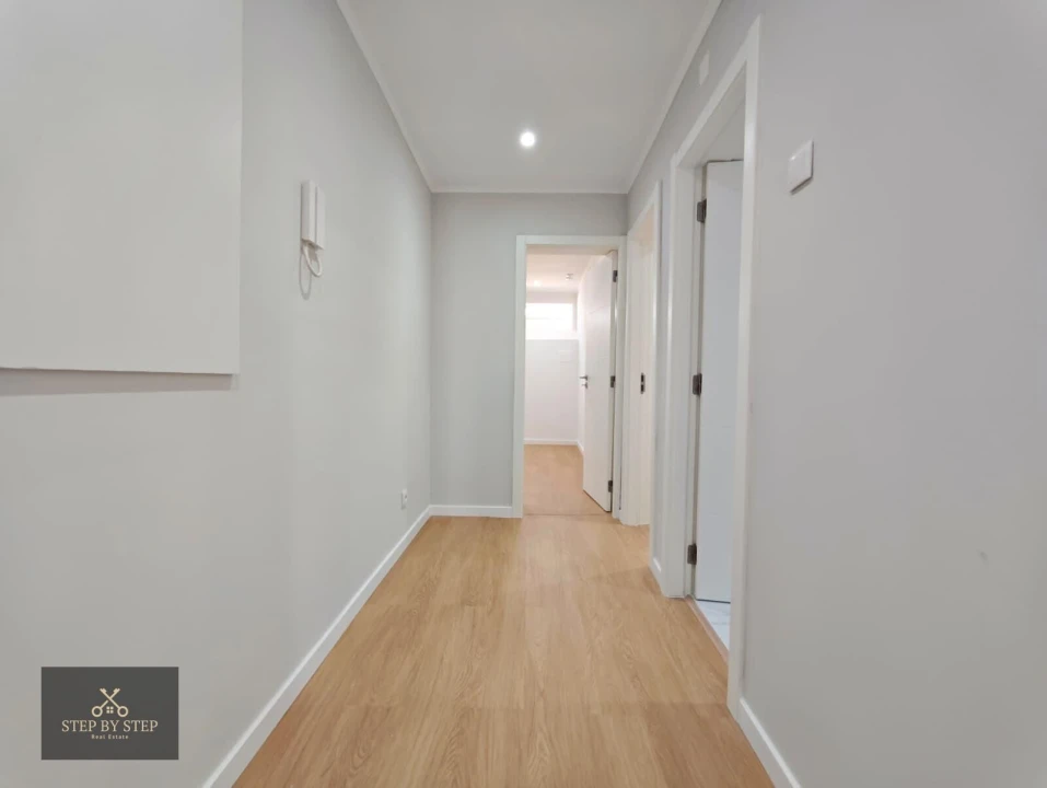 Apartamento T3 para Venda em Venteira Foto 27