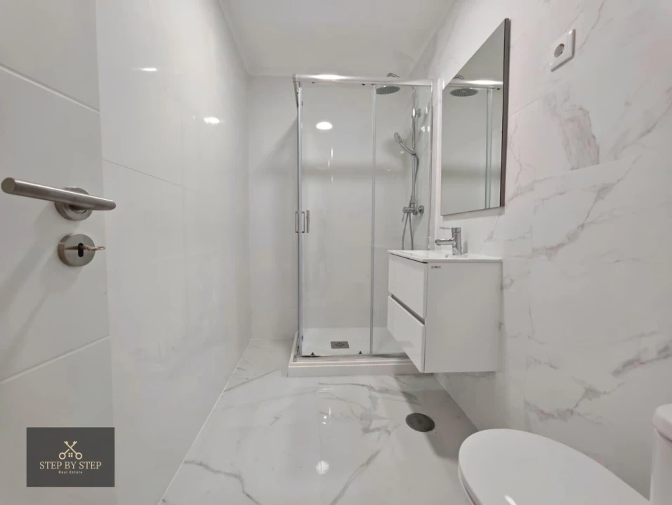Apartamento T3 para Venda em Venteira Foto 29