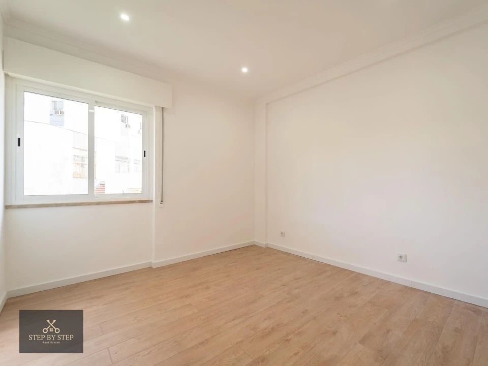 Apartamento T3 para Venda em Venteira Foto 34