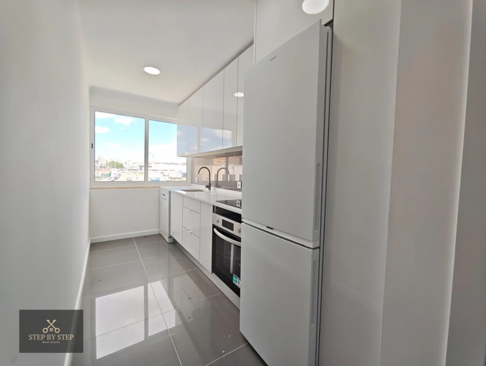 Apartamento T3 para Venda em Venteira Foto 7