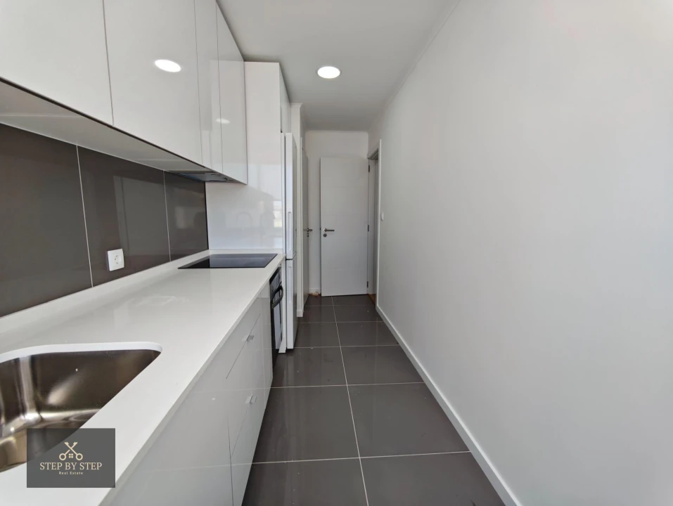 Apartamento T3 para Venda em Venteira Foto 9