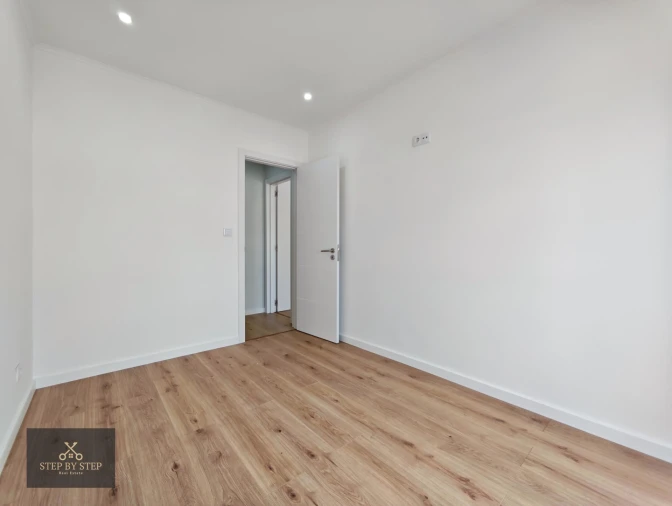 Apartamento T3 para Venda em Venteira Foto 15
