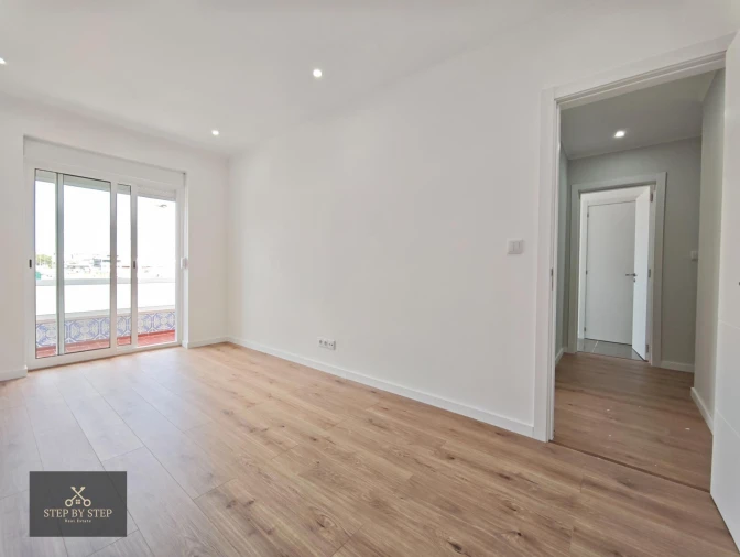 Apartamento T3 para Venda em Venteira Foto 23