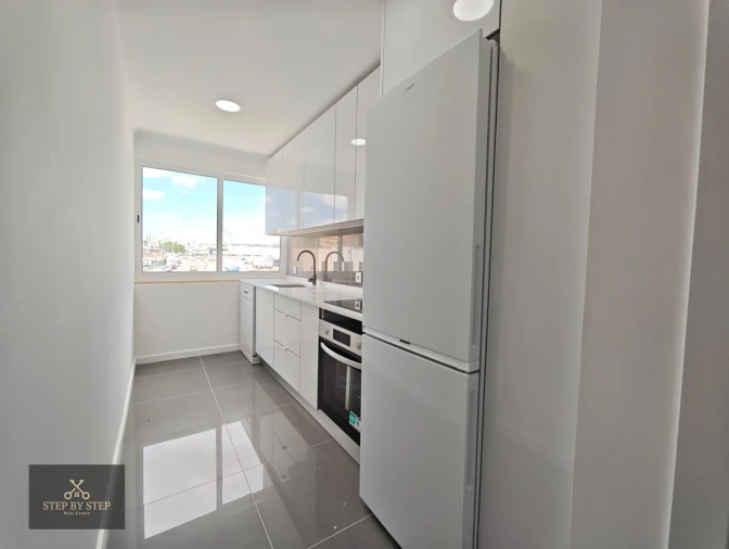 Apartamento T3 para Venda em Venteira Foto 7