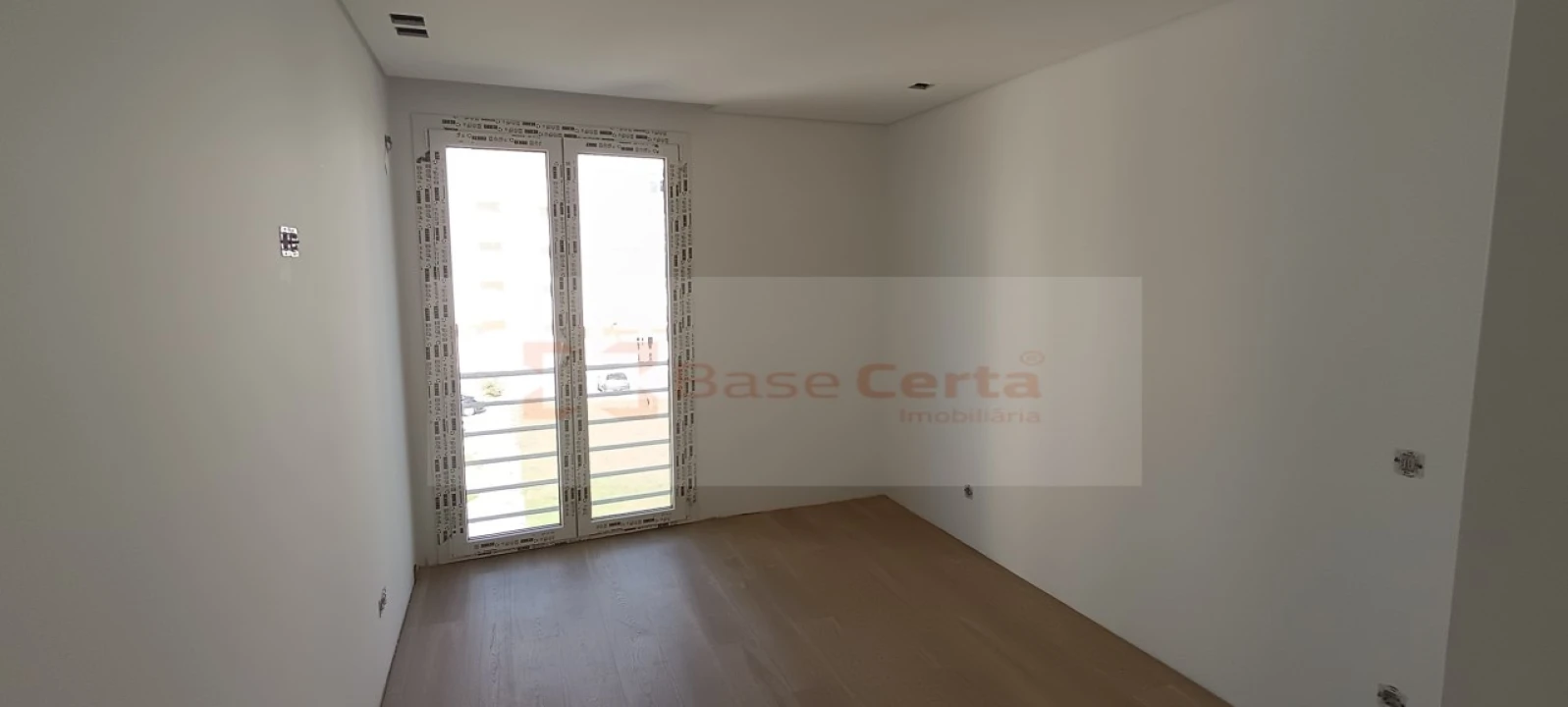 Apartamento T3 para Venda em Vialonga Foto 9
