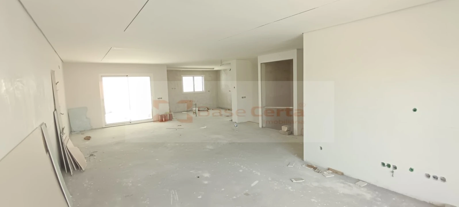 Moradia T6 para Venda em Santa Iria de Azoia, São João da Talha e Bobadela Foto 6