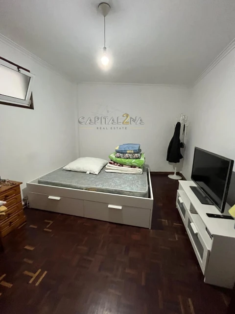 Prédio para Venda em Beato
