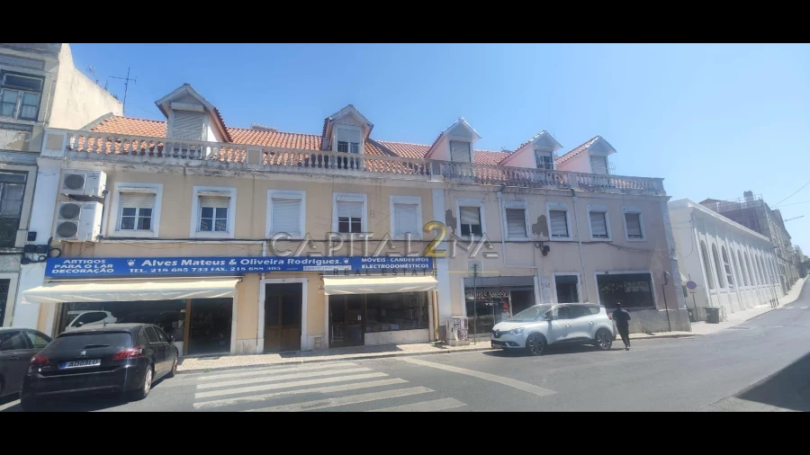 Prédio para Venda em Beato