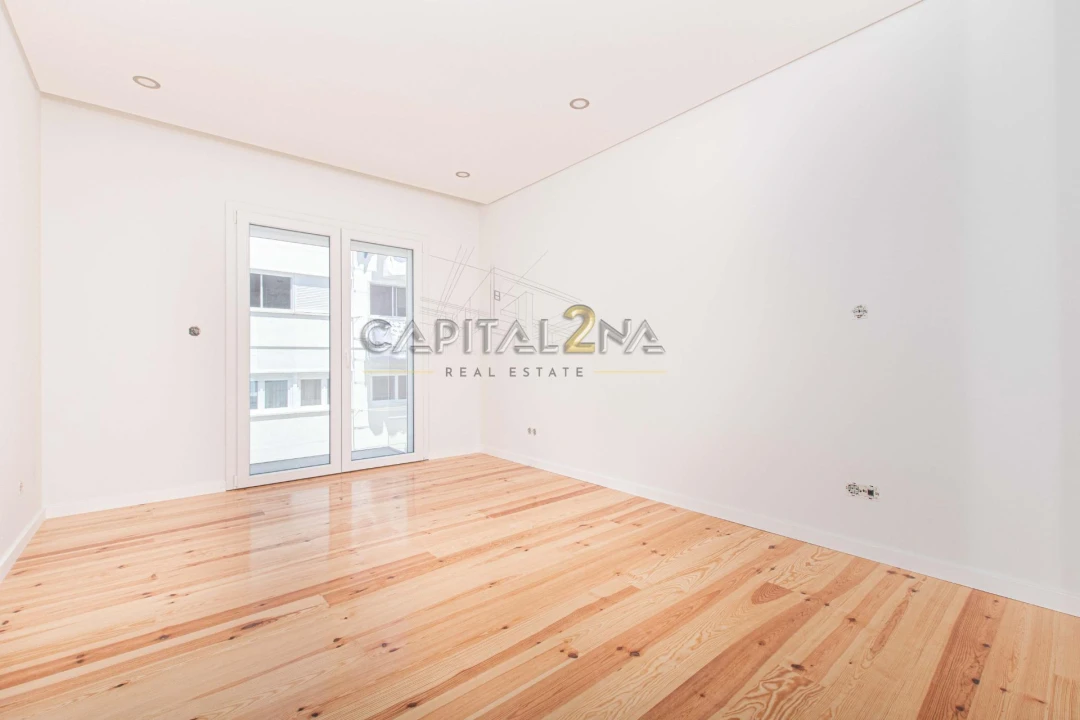 Apartamento T4 para Venda em Carcavelos e Parede Foto 10