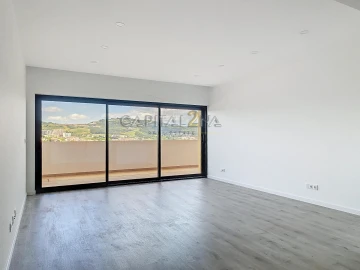 Apartamento T3 para Venda em Loures