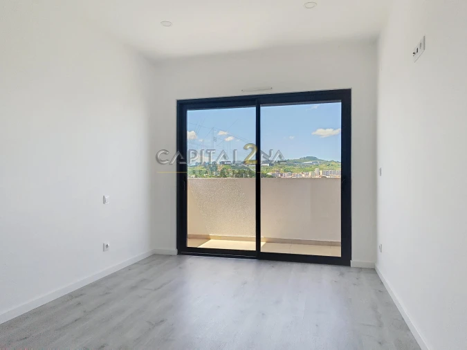 Apartamento T3 para Venda em Loures Foto 6