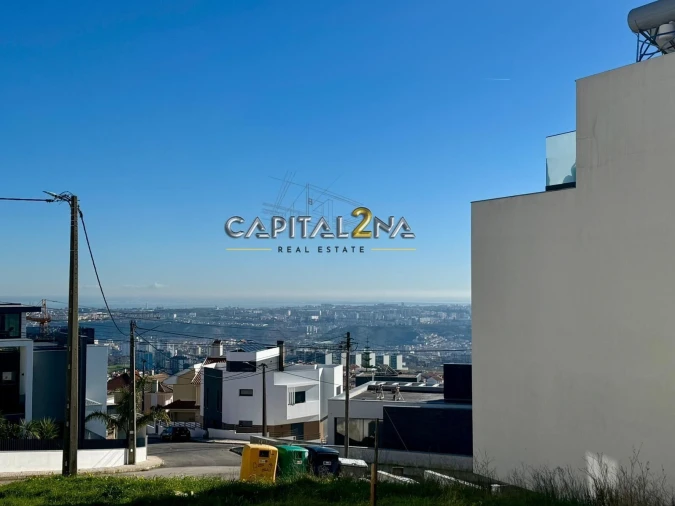 Terreno para Venda em Pontinha e Famões Foto 6