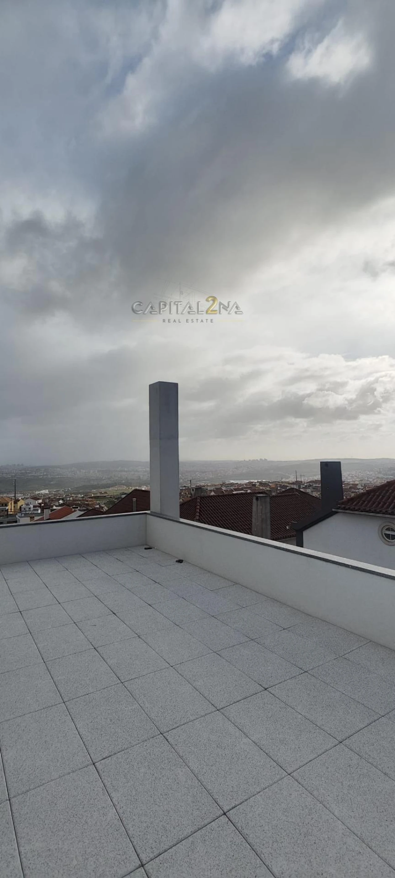 Moradia T5 para Venda em Pontinha e Famões Foto 15