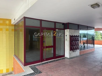 Apartamento T3 para Venda em Almada, Cova da Piedade, Pragal e Cacilhas