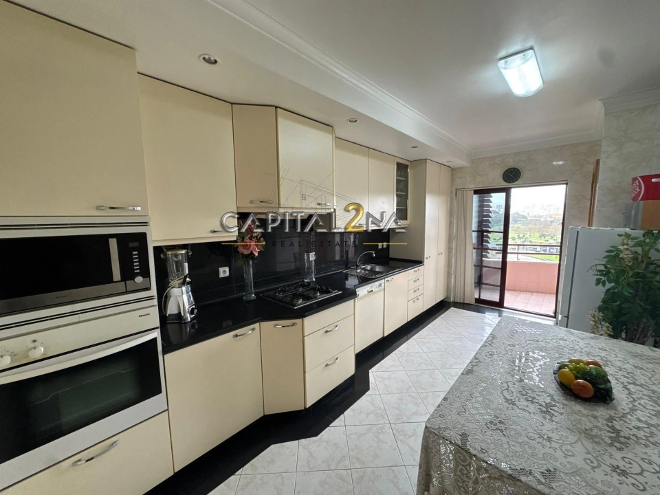 Apartamento T3 para Venda em Almada, Cova da Piedade, Pragal e Cacilhas Foto 9